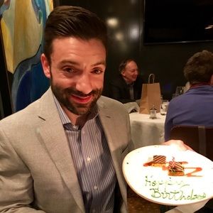 Meet your Posher, Dennis